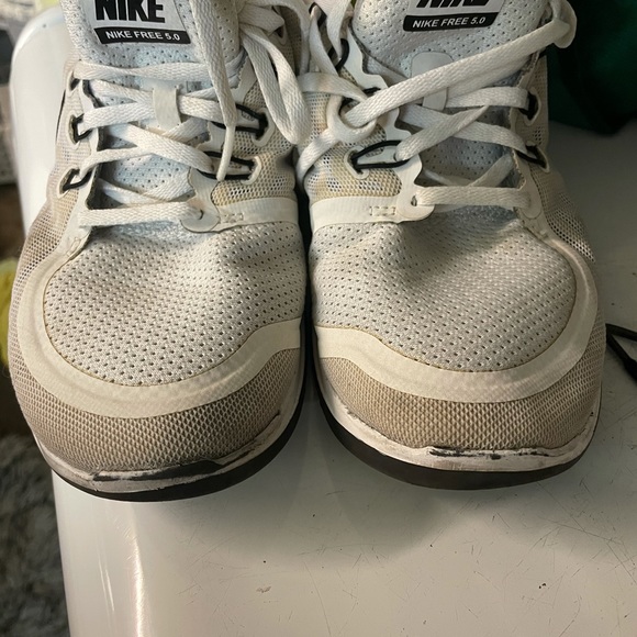 Nike - Picture 6 of 6